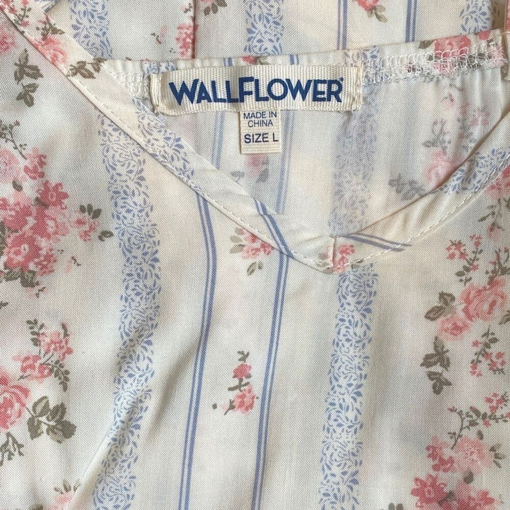 Wallflower Floral & Stripe Midi Dress white Size L Soft & Feminine sundress